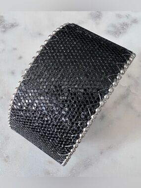 Black Shimmer Snap Bracelet